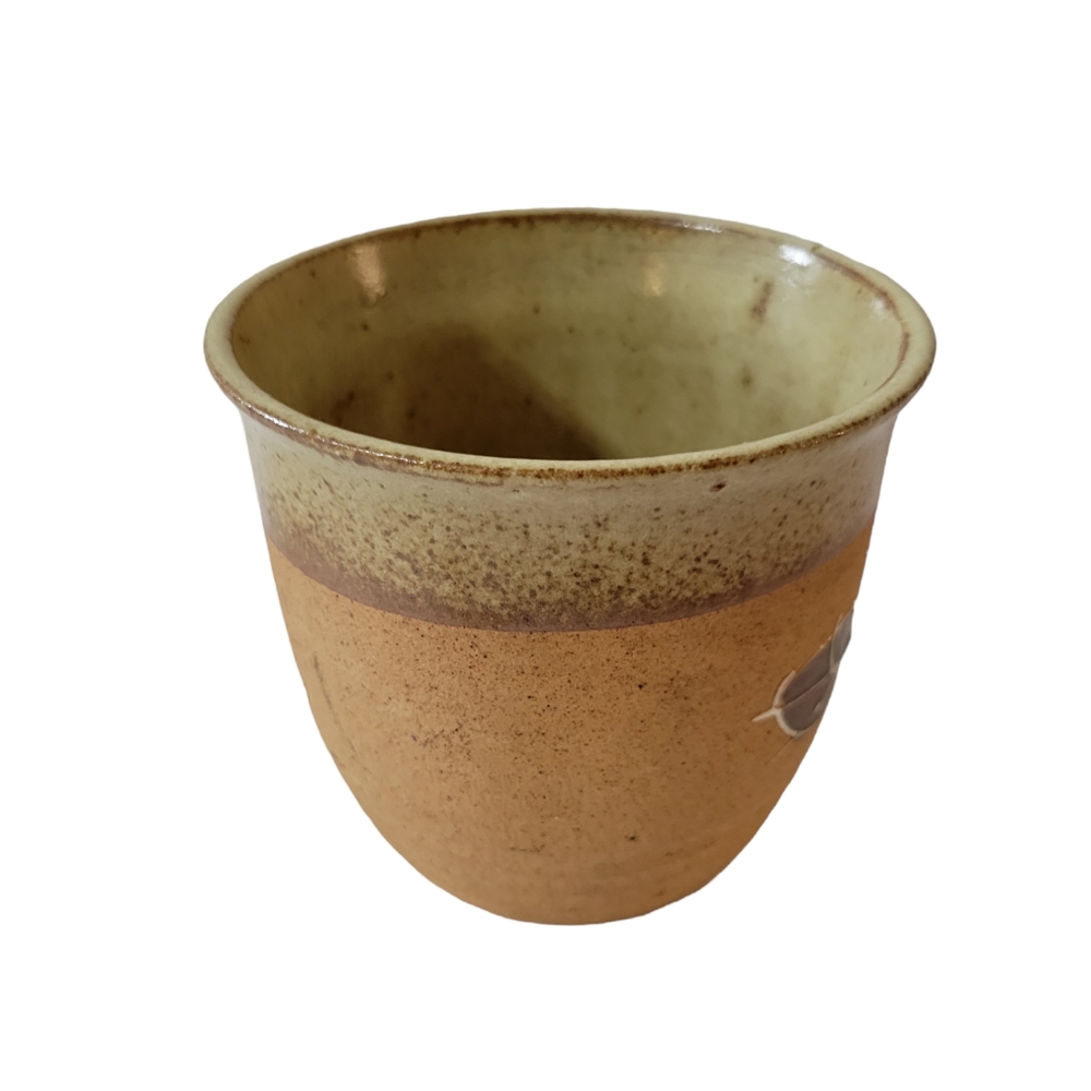 Hand Crafted Pottery Planter w Snail - Picture 4 of 9